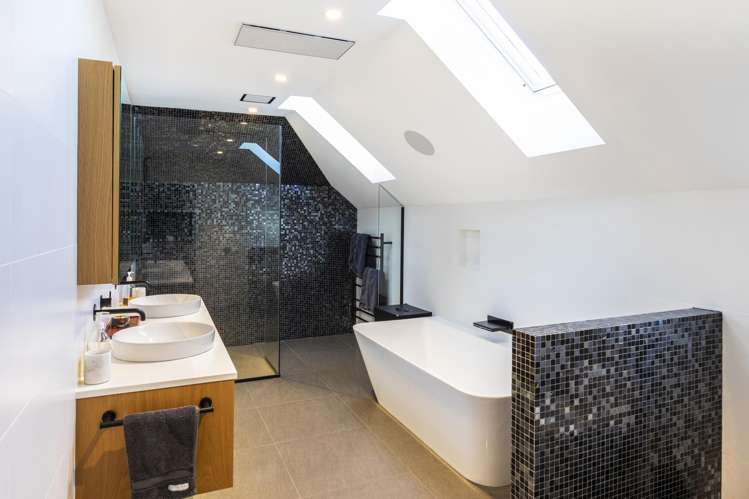 38a Mcdougall Avenue Saint Albans_19