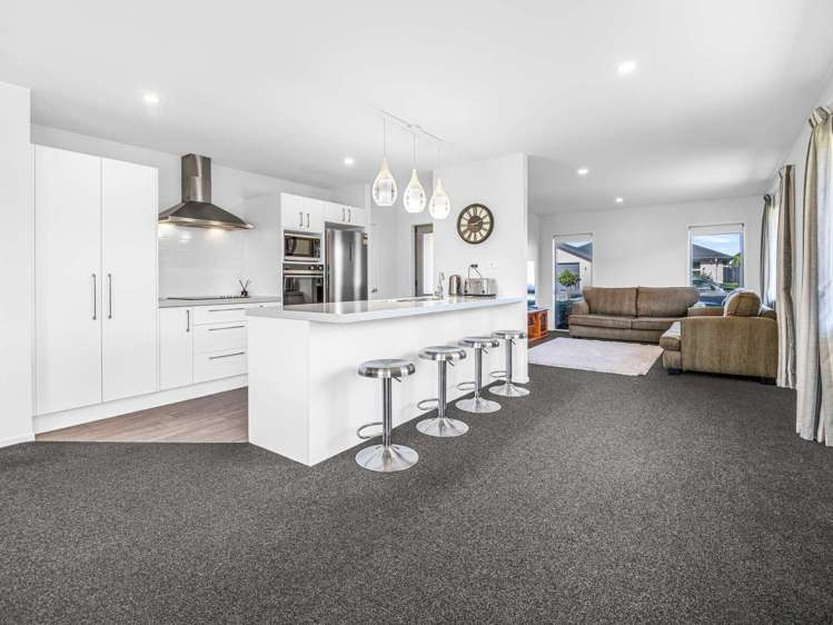 49 Bradbury Avenue_4