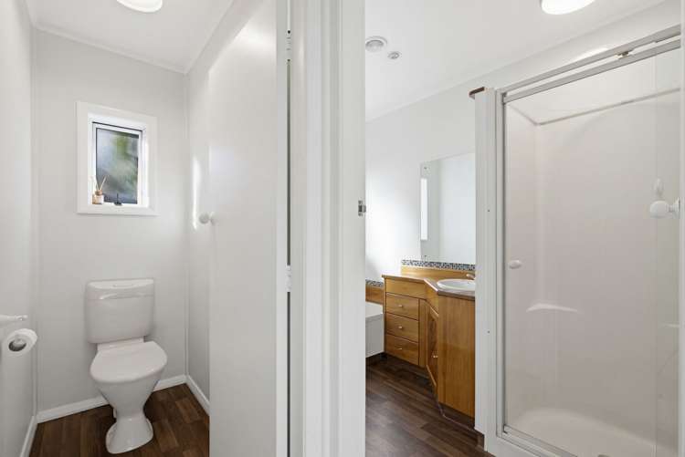 15 Keats Crescent Stoke_8