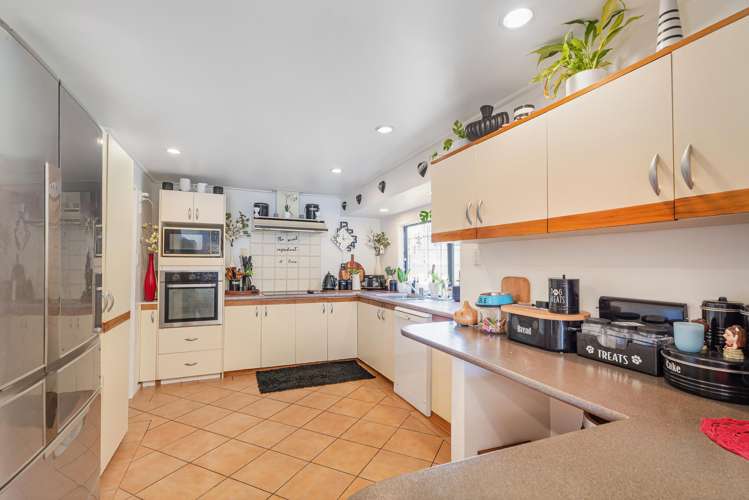 108 Cook Drive Whitianga_11