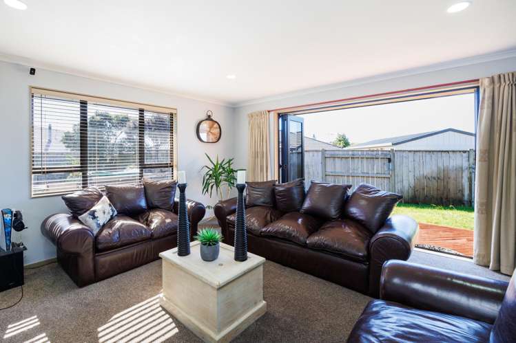 12 Walnut Grove Kelvin Grove_13