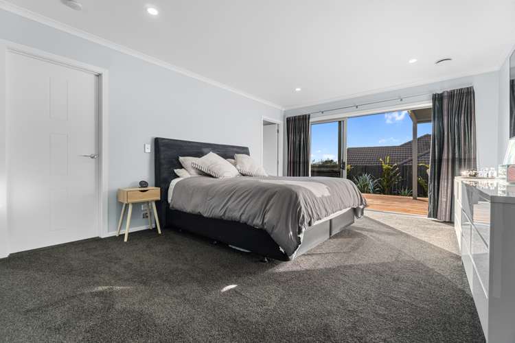 7 Barrington Drive Huntington_10