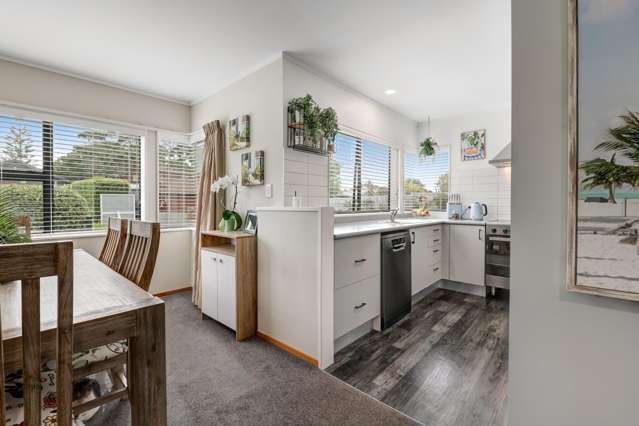 75 Maygrove Drive Orewa_3