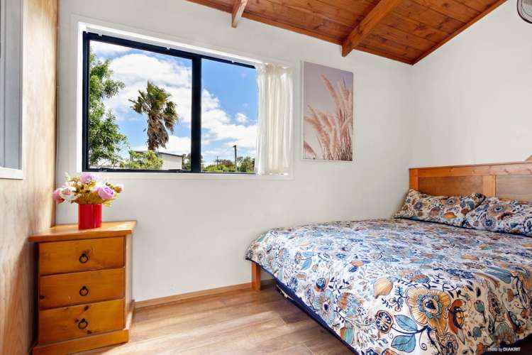 51 Pleasant Road Glen Eden_6