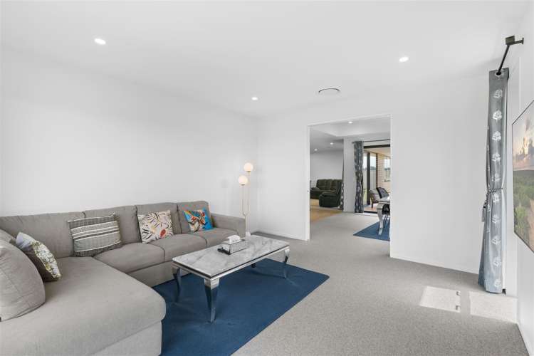 8 Coach Way Rolleston_11