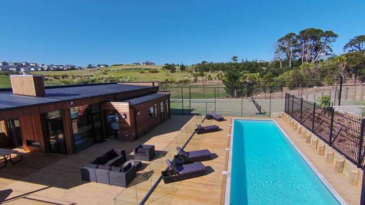 93 Pinecrest Drive Gulf Harbour_19