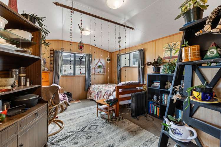 9 Mahoe Street Strandon_3