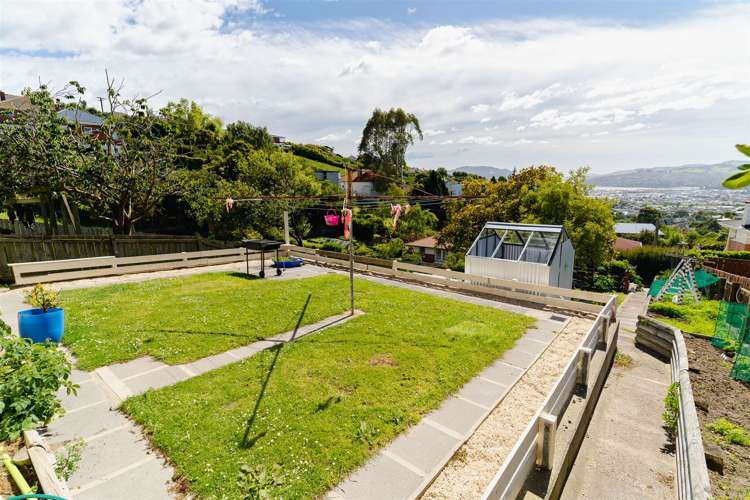 119 Riselaw Road Calton Hill_17