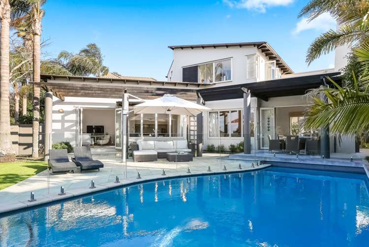 2 Clifton Road Hauraki_38