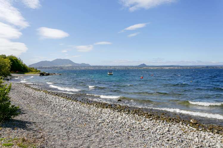 28 Te Kopua Street Acacia Bay_15