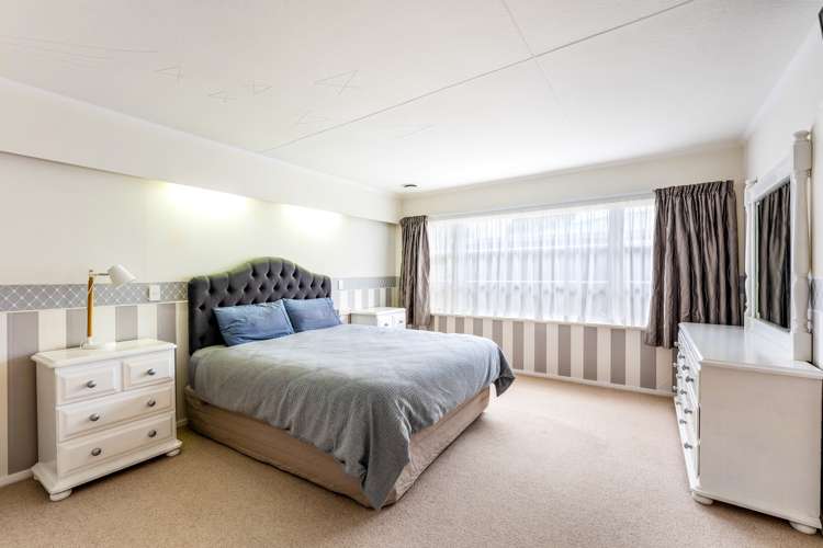 33 Peel Place Wainuiomata_10