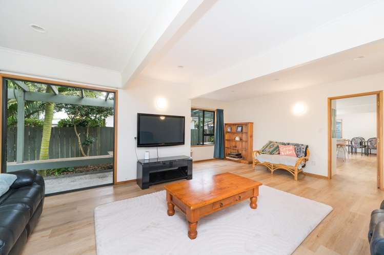 15 Kent Crescent Awapuni_6
