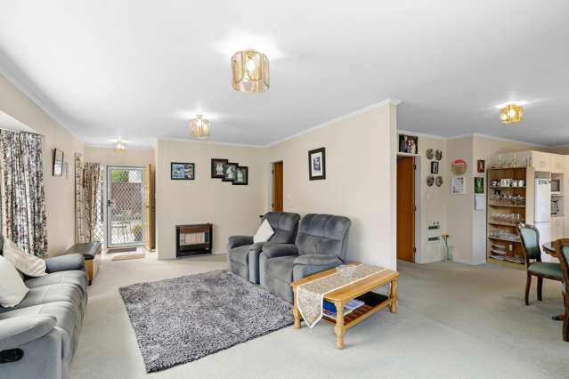 2/350 Stokes Valley Road Stokes Valley_3