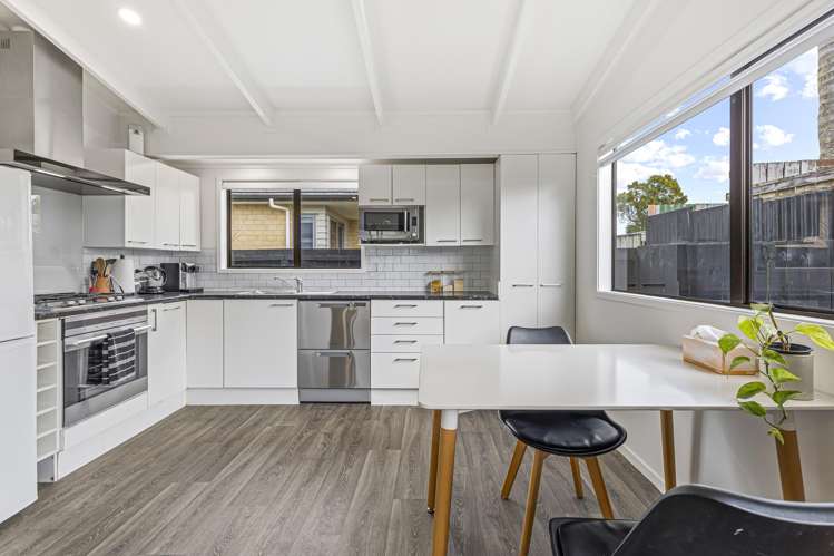 141b Henderson Valley Road Henderson_5