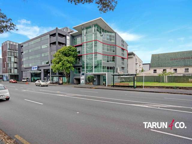 City Fringe Office + 5 Carparks | Vendor Finance!