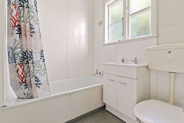 33 Masters Crescent Masterton_5