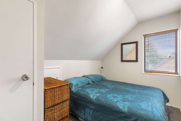 8/37 Fields Parade Oteha_12