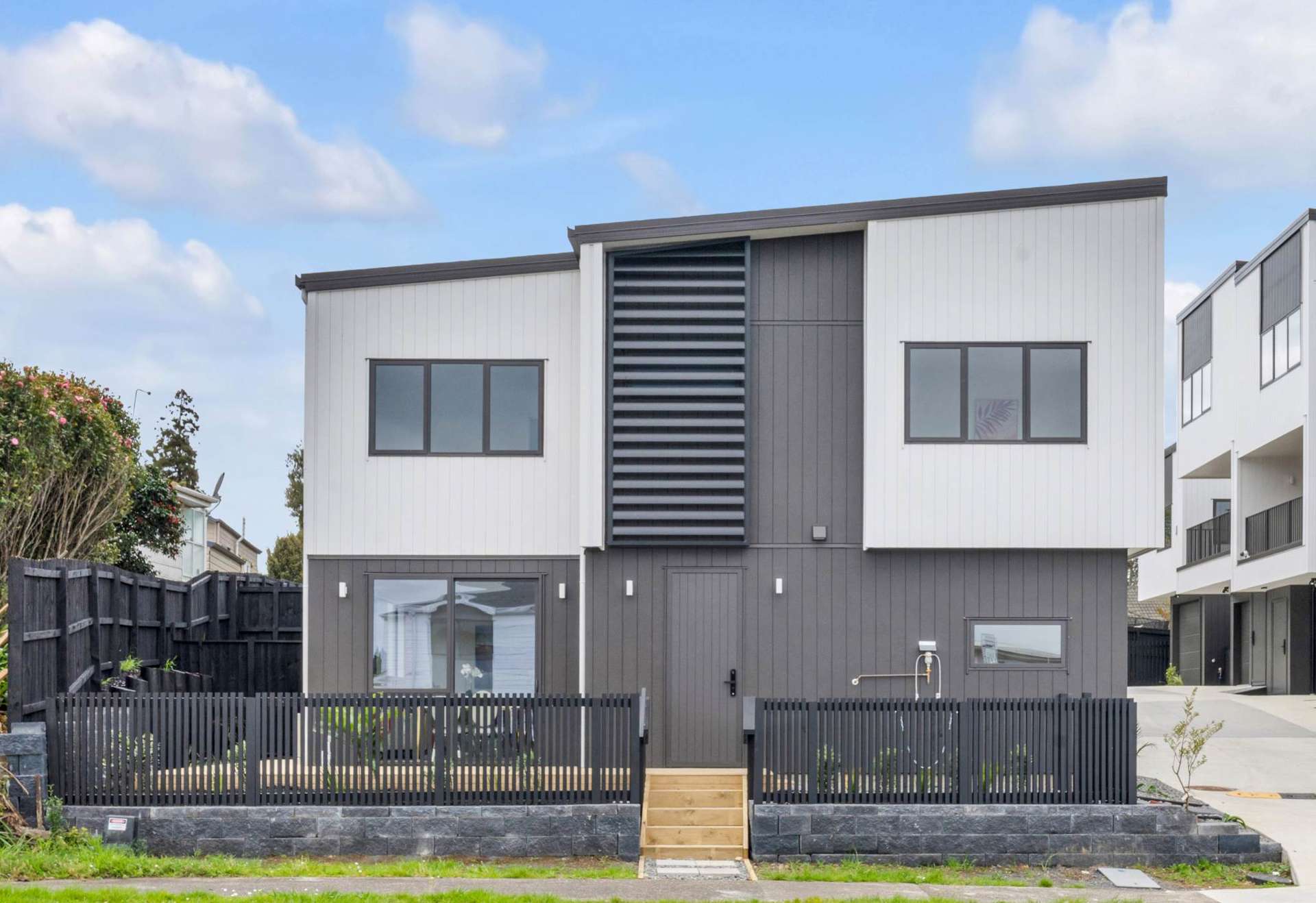 2/24 Great South Road Manurewa_0