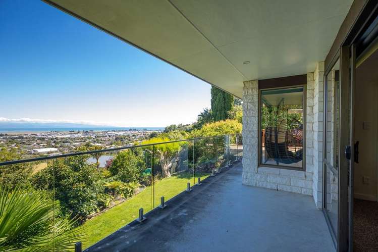 32 View Mount Stoke_12