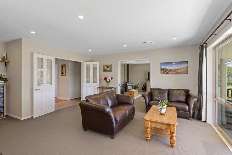 9 Mulholland Drive Darfield_11