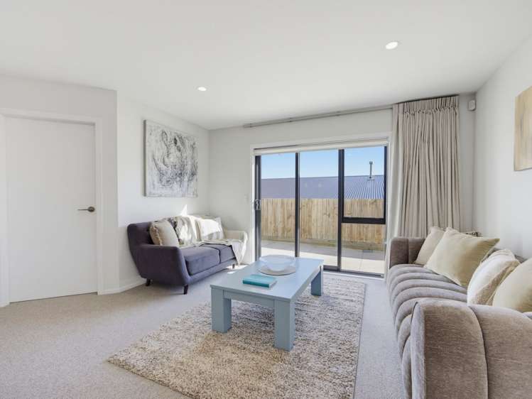 33 Farnworth Tce Churton Park_6