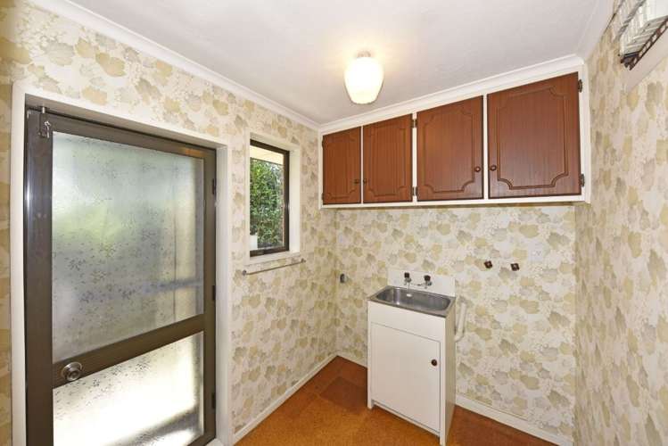 2/11 Gatonby Place Avonhead_13