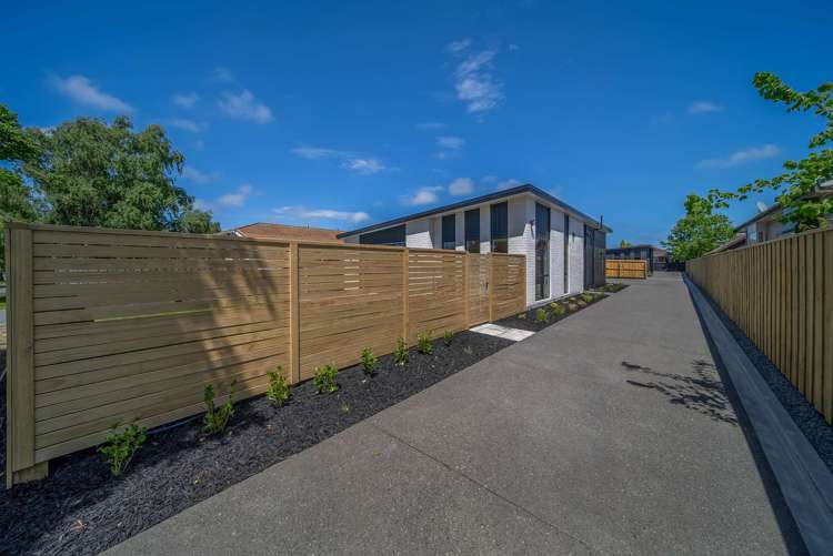 557A Cranford Street Papanui_21