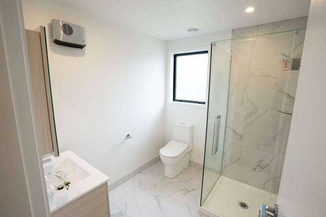 3/3 Johnston Grove Taita_3