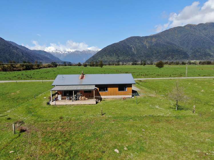117 Burrough Road Whataroa_12