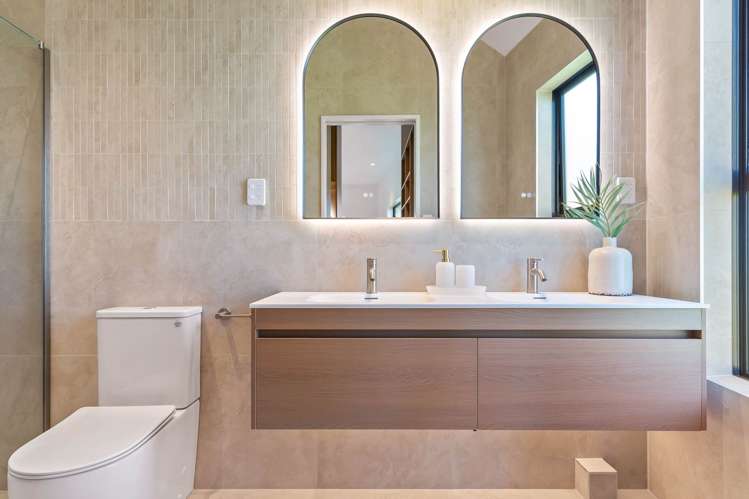 28 Weybridge Crescent Glen Innes_19