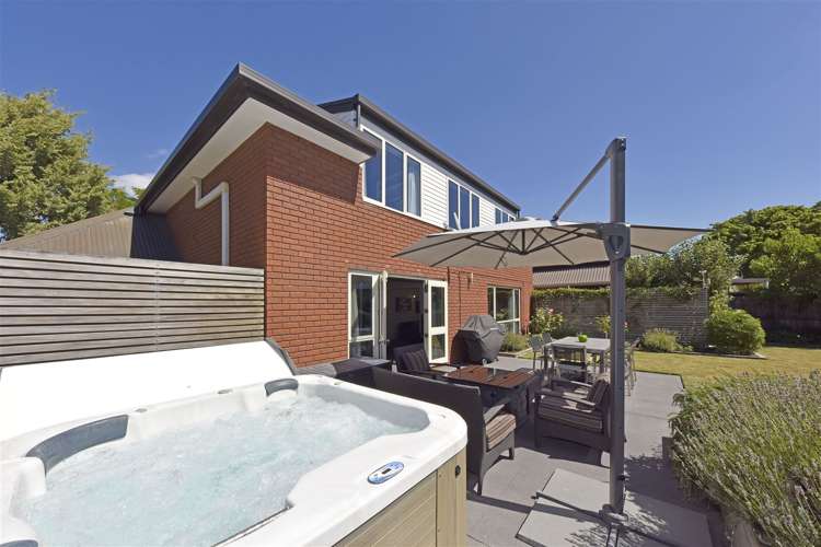 11 Thornwood Place Redwood_5