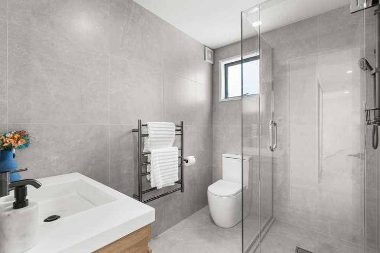 2/525 Madras Street St Albans_10