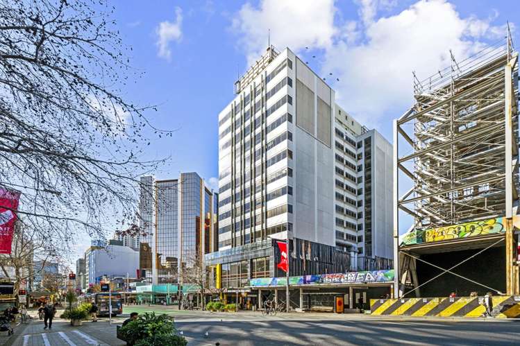 M2, C7 and C8/300 Queen Street Auckland Central_11