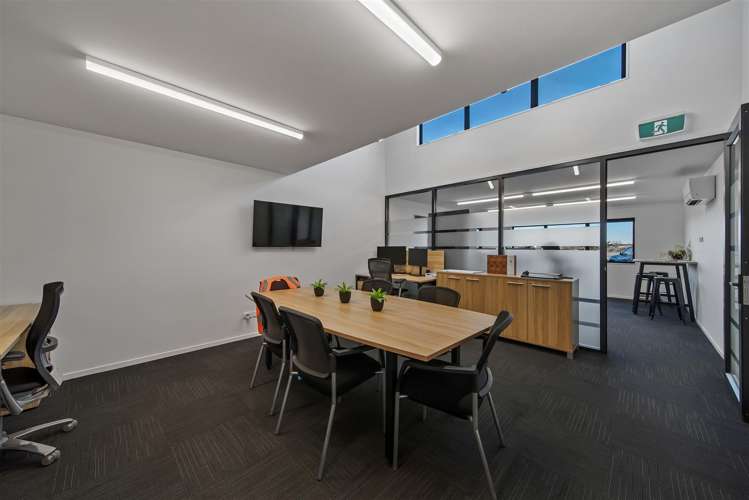 4 Hinge Lane Woodend_11