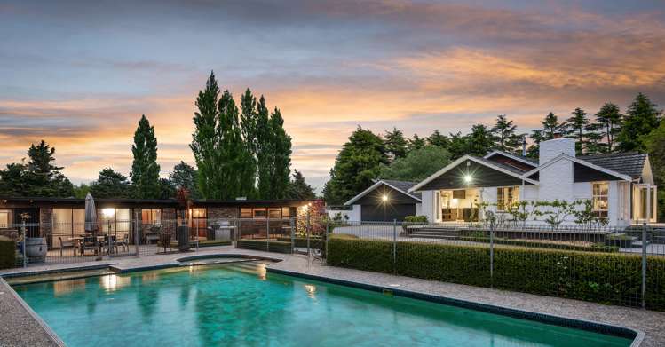 565 Yaldhurst Road Yaldhurst_2