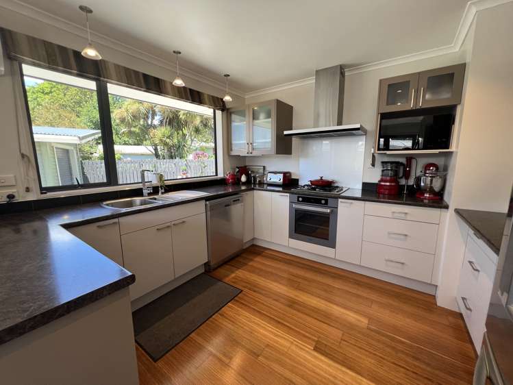 120 Shiel Street Reefton_11