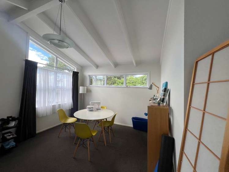 11 James Scott Place Te Atatu South_3