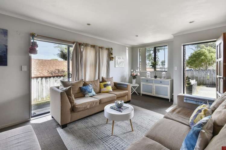 9 Nykki Place Papakura_2