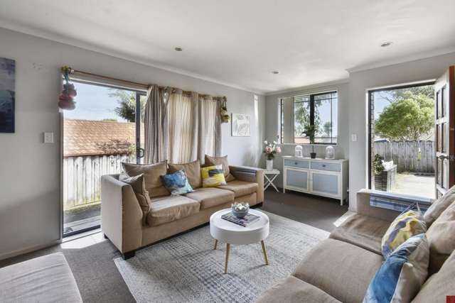 9 Nykki Place Papakura_2