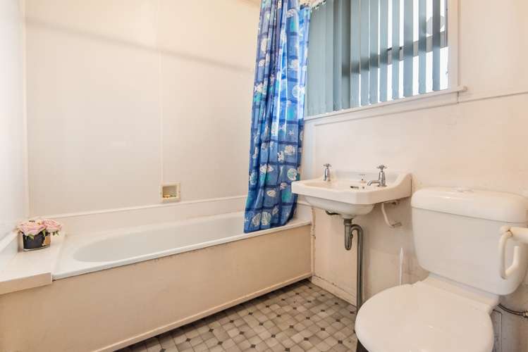 180 Te Atatu Road Te Atatu South_7