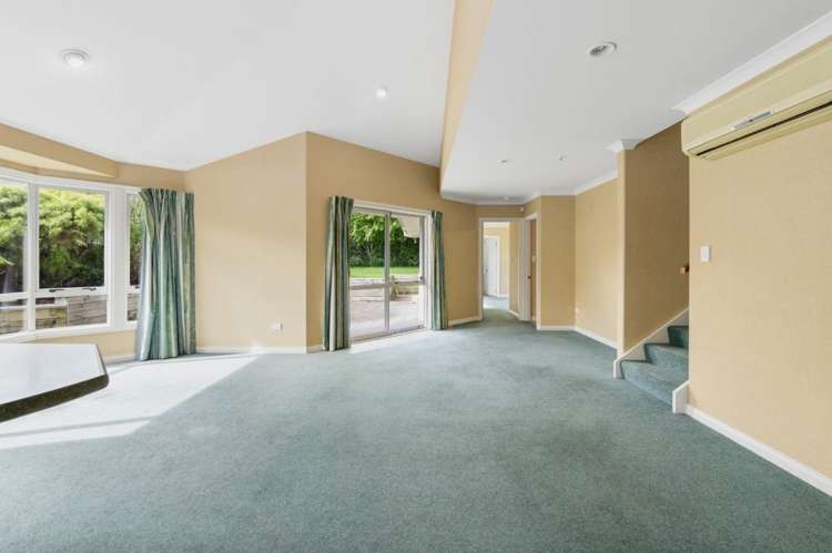 25 Dixon Road 2742_7