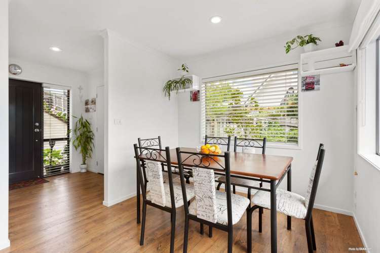 21a Holt Avenue Torbay_8