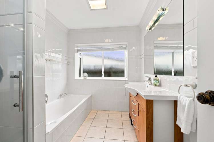 12 Smiths Road Matua_17
