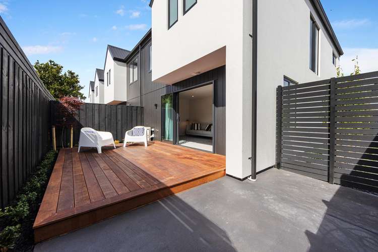 1/99 King Street Sydenham_13