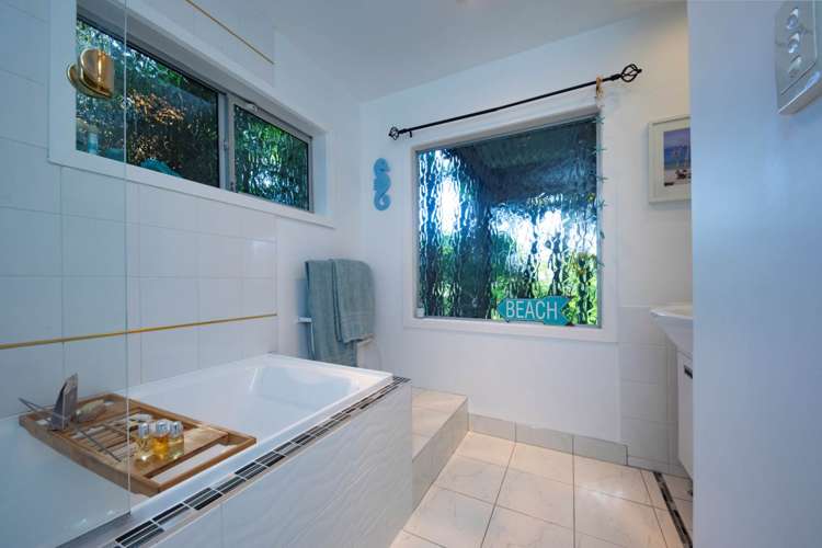 34 Tainui Road Titirangi_13