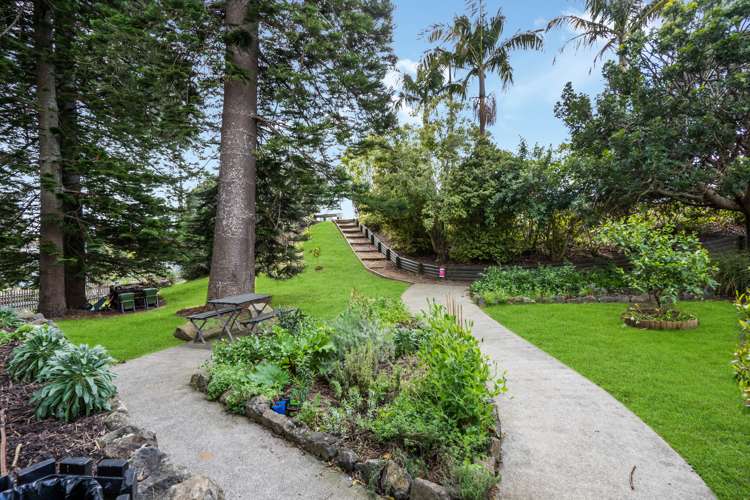 303/11 Akepiro Street Mount Eden_14