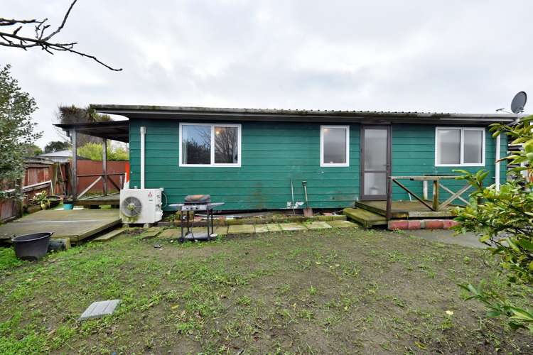 2/98 Neill Street Hornby_14