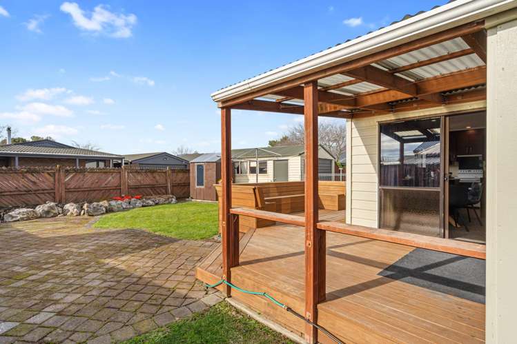 33 Starveall Street Brightwater_14