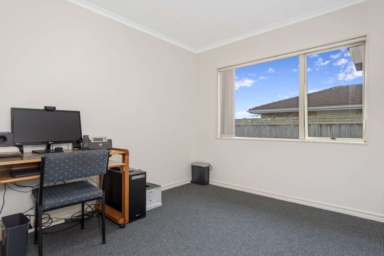 42 Stephens Place Hairini_13