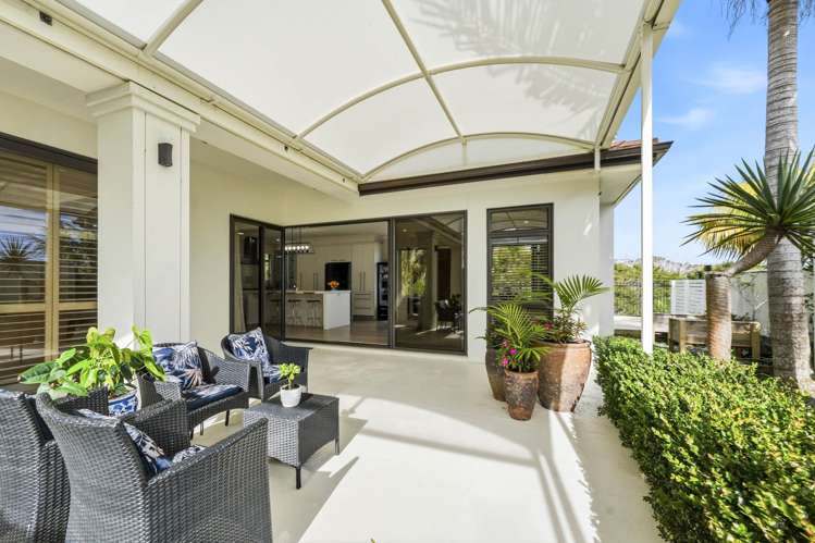 15B Regis Lane Flat Bush_17
